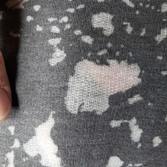 Fabletics Burnout Gray & White Pull Over Long Sleeve Sweatshirt Size S - Picture 6 of 11